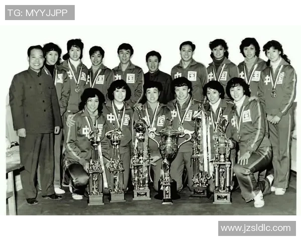 广州足球队在联合会杯中的拼搏历程与荣耀时刻回顾 广州足球队在联合会杯中的拼搏历程与荣耀时刻回顾