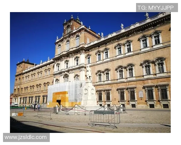 探索足球明星卡包的魅力与价值,开启你的收藏之旅 探索足球明星卡包的魅力与价值,开启你的收藏之旅