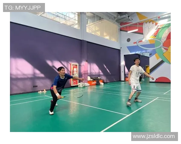 成都羽毛球队在邀请赛中的默契配合与战术分析 成都羽毛球队在邀请赛中的默契配合与战术分析